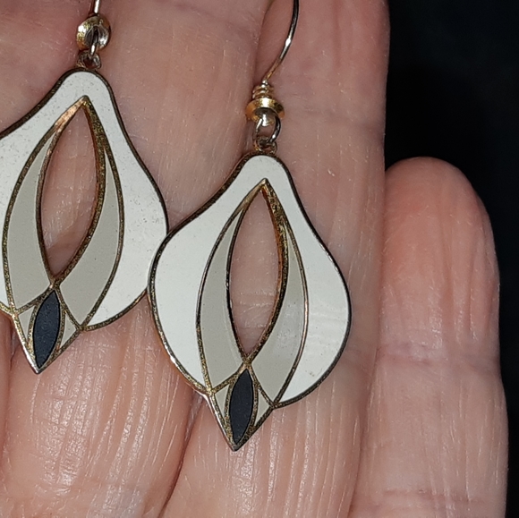 Roccoco Enamel Pierced Earrings - Picture 3 of 5